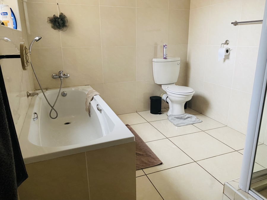 4 Bedroom Property for Sale in Risiville Gauteng
