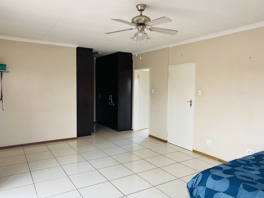 4 Bedroom Property for Sale in Risiville Gauteng