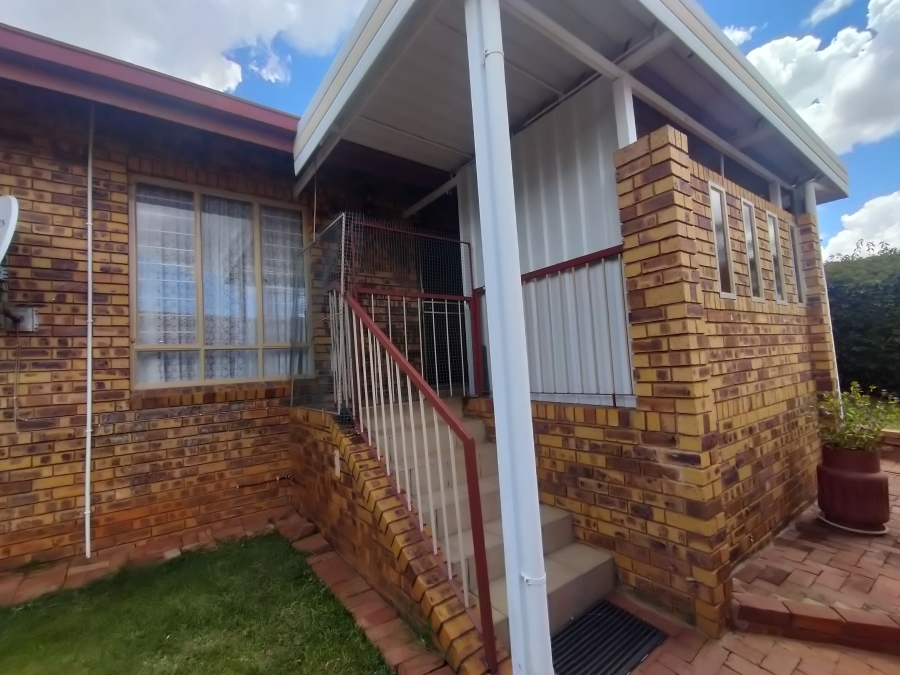 2 Bedroom Property for Sale in Amandasig Gauteng