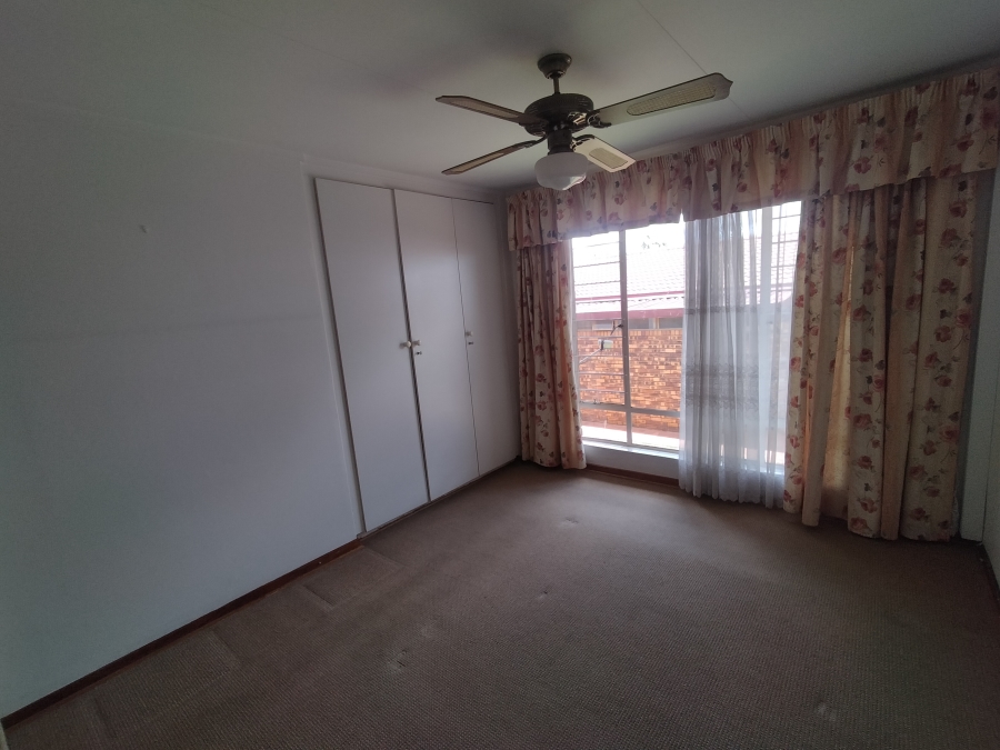 2 Bedroom Property for Sale in Amandasig Gauteng