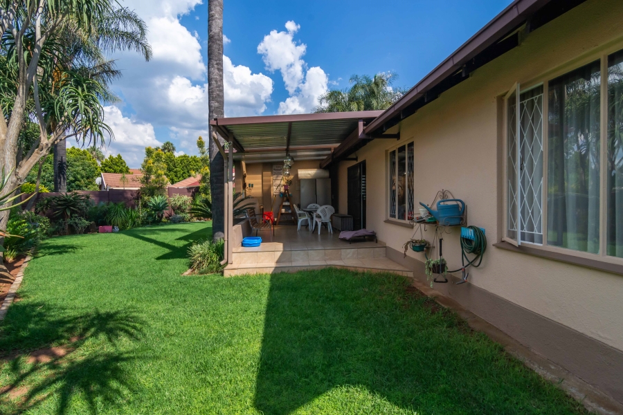 3 Bedroom Property for Sale in Strubensvallei Gauteng