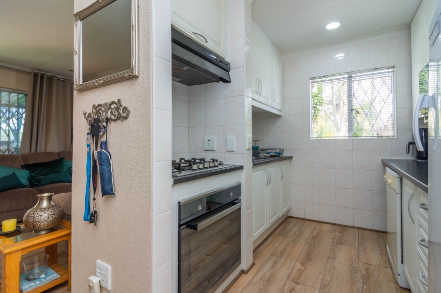 3 Bedroom Property for Sale in Strubensvallei Gauteng