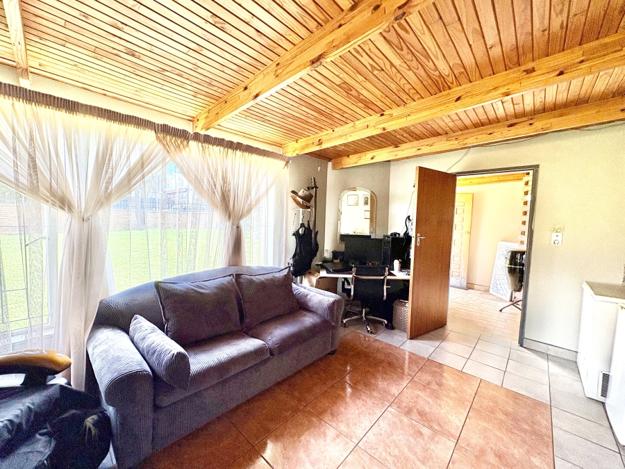 3 Bedroom Property for Sale in Silverton Gauteng