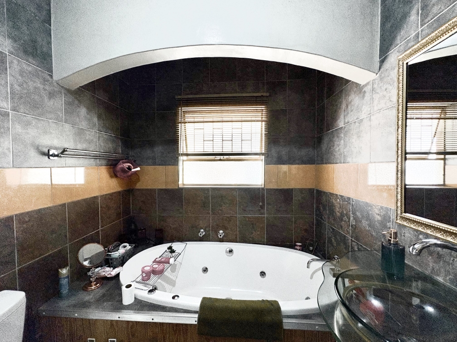 3 Bedroom Property for Sale in Silverton Gauteng