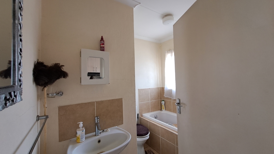 3 Bedroom Property for Sale in Sharon Park Gauteng