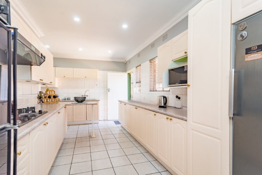 To Let 3 Bedroom Property for Rent in Rant En Dal Gauteng