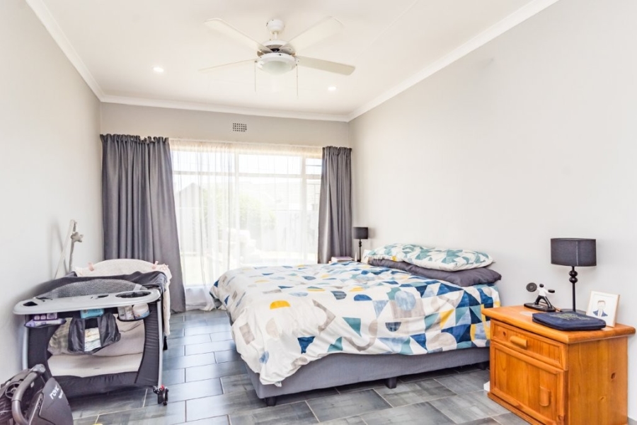 To Let 3 Bedroom Property for Rent in Rant En Dal Gauteng