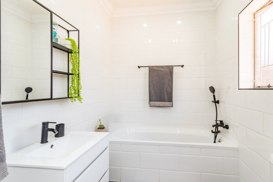 To Let 3 Bedroom Property for Rent in Rant En Dal Gauteng