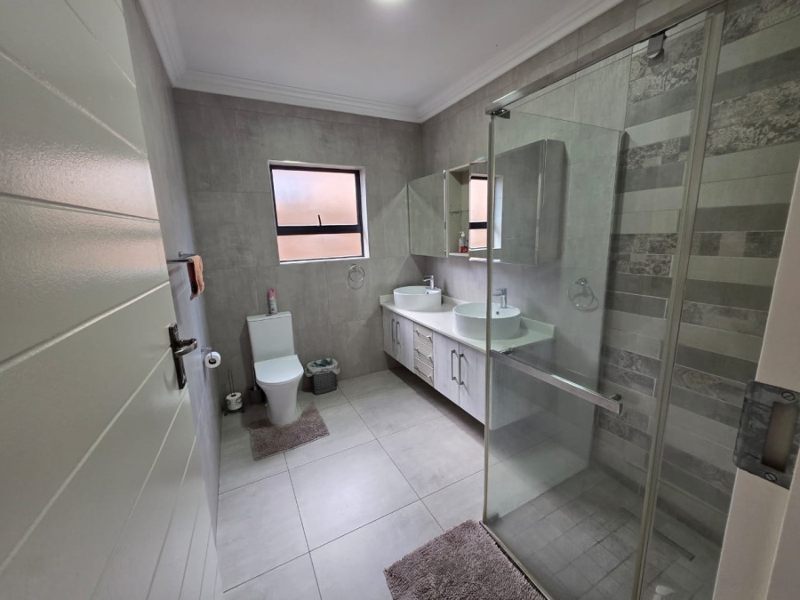 To Let 3 Bedroom Property for Rent in Bartlett Gauteng