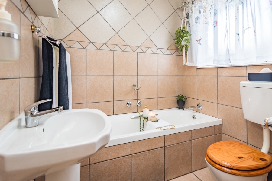 3 Bedroom Property for Sale in Rant En Dal Gauteng