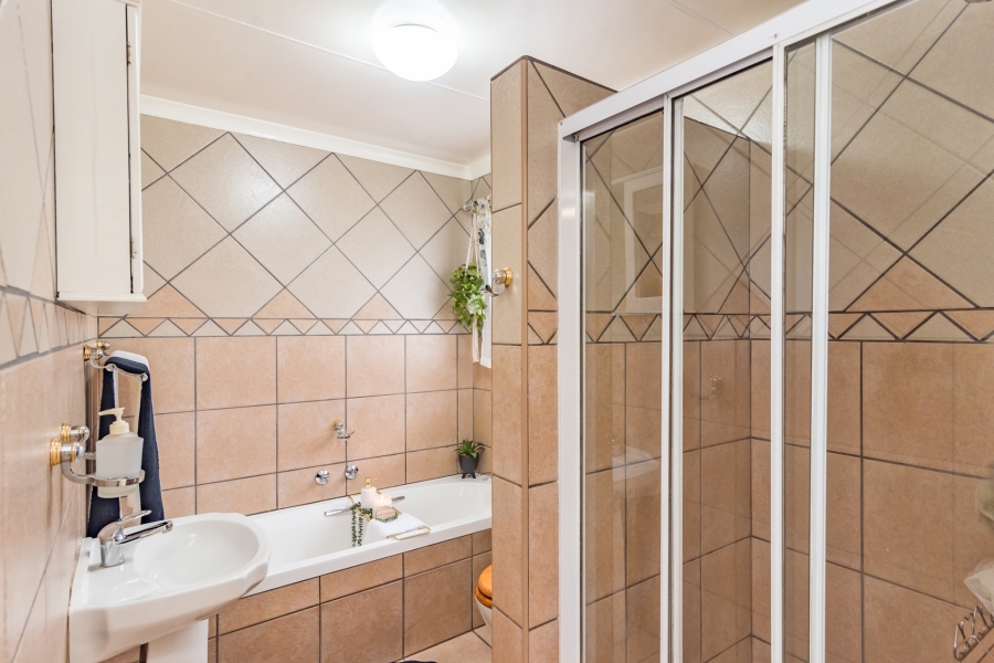 3 Bedroom Property for Sale in Rant En Dal Gauteng