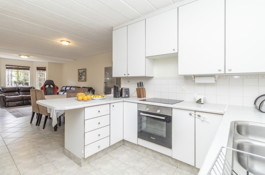 3 Bedroom Property for Sale in Paulshof Gauteng