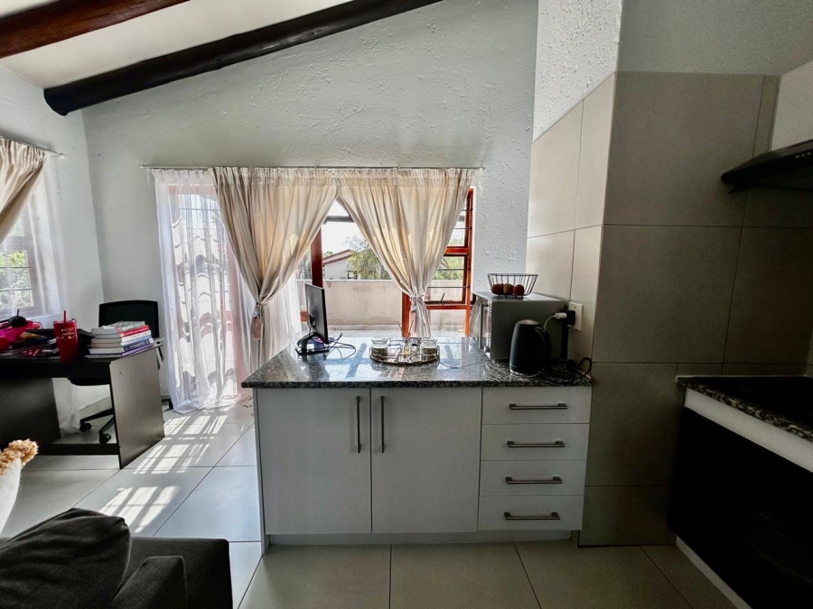 1 Bedroom Property for Sale in Paulshof Gauteng