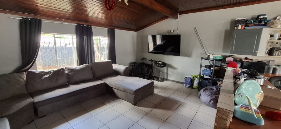 3 Bedroom Property for Sale in Annlin Gauteng