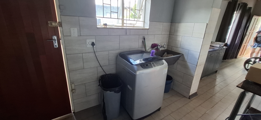 3 Bedroom Property for Sale in Annlin Gauteng