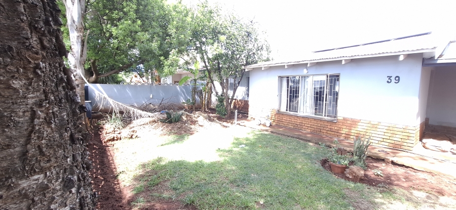 3 Bedroom Property for Sale in Annlin Gauteng