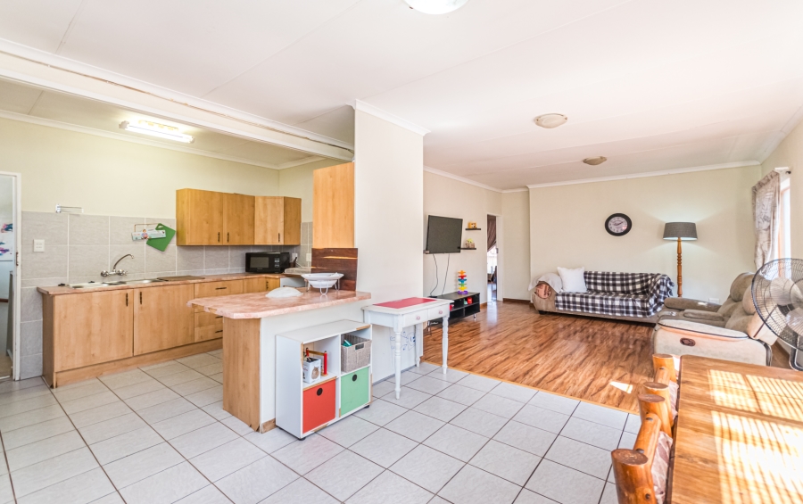 4 Bedroom Property for Sale in Wingate Park Gauteng