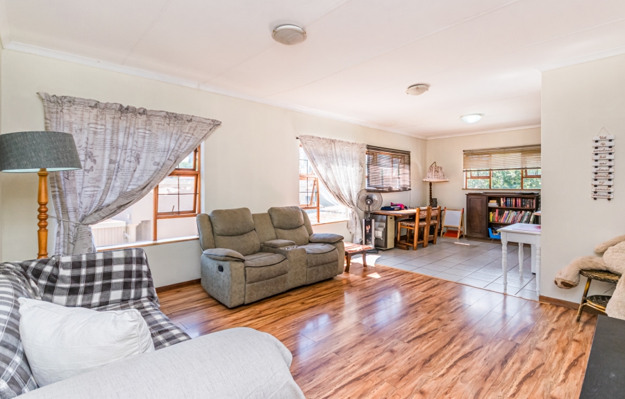 4 Bedroom Property for Sale in Wingate Park Gauteng