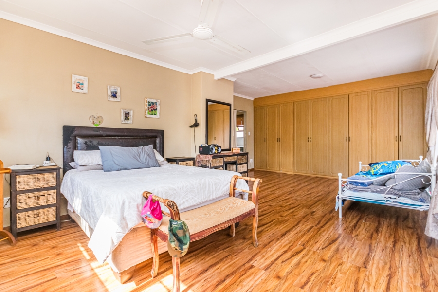 4 Bedroom Property for Sale in Wingate Park Gauteng