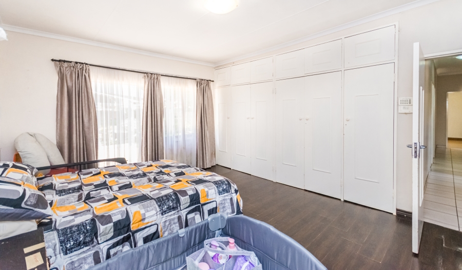 4 Bedroom Property for Sale in Wingate Park Gauteng