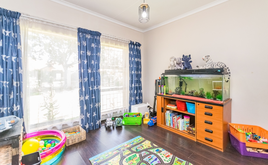 4 Bedroom Property for Sale in Wingate Park Gauteng