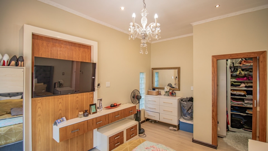 3 Bedroom Property for Sale in Vorna Valley Gauteng