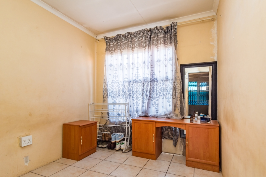2 Bedroom Property for Sale in Fleurhof Gauteng