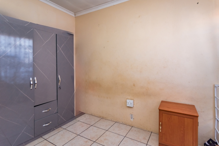 2 Bedroom Property for Sale in Fleurhof Gauteng