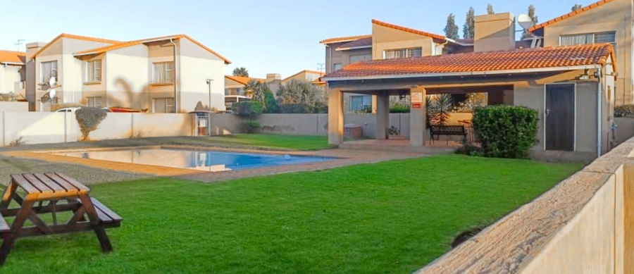 2 Bedroom Property for Sale in Witfield Gauteng