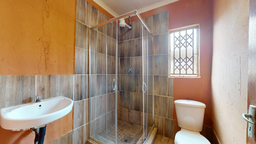 4 Bedroom Property for Sale in Dawn Park Gauteng