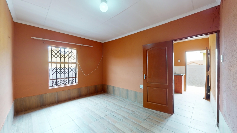 4 Bedroom Property for Sale in Dawn Park Gauteng