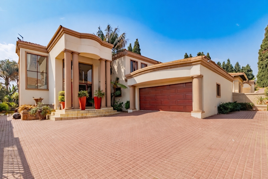 4 Bedroom Property for Sale in Blue Valley Golf Estate Gauteng
