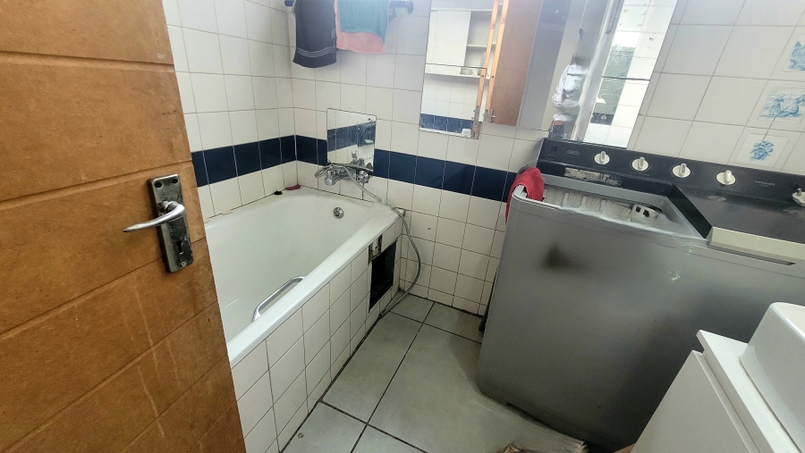 2 Bedroom Property for Sale in Sunnyside Gauteng