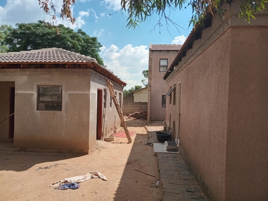 3 Bedroom Property for Sale in Vanderbijlpark Cw 6 Gauteng