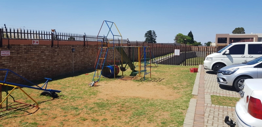3 Bedroom Property for Sale in Groblerpark Gauteng