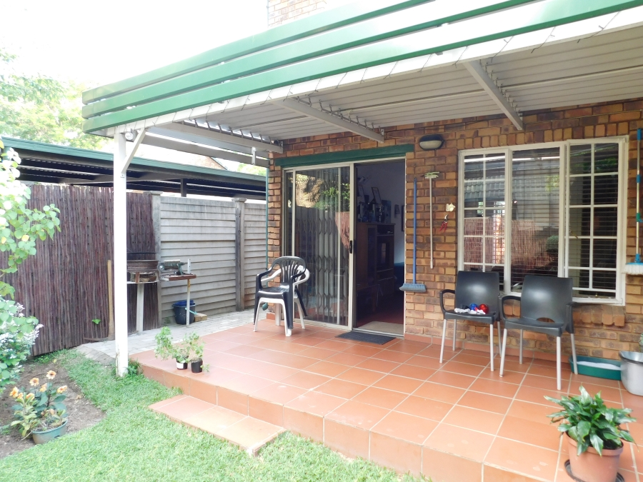 2 Bedroom Property for Sale in Kilner Park Gauteng