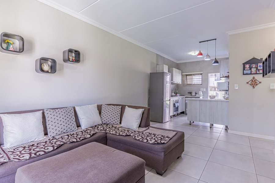 2 Bedroom Property for Sale in Broadacres Gauteng