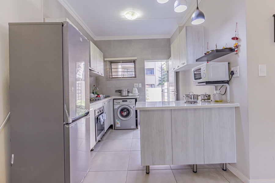 2 Bedroom Property for Sale in Broadacres Gauteng