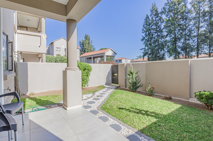 2 Bedroom Property for Sale in Broadacres Gauteng