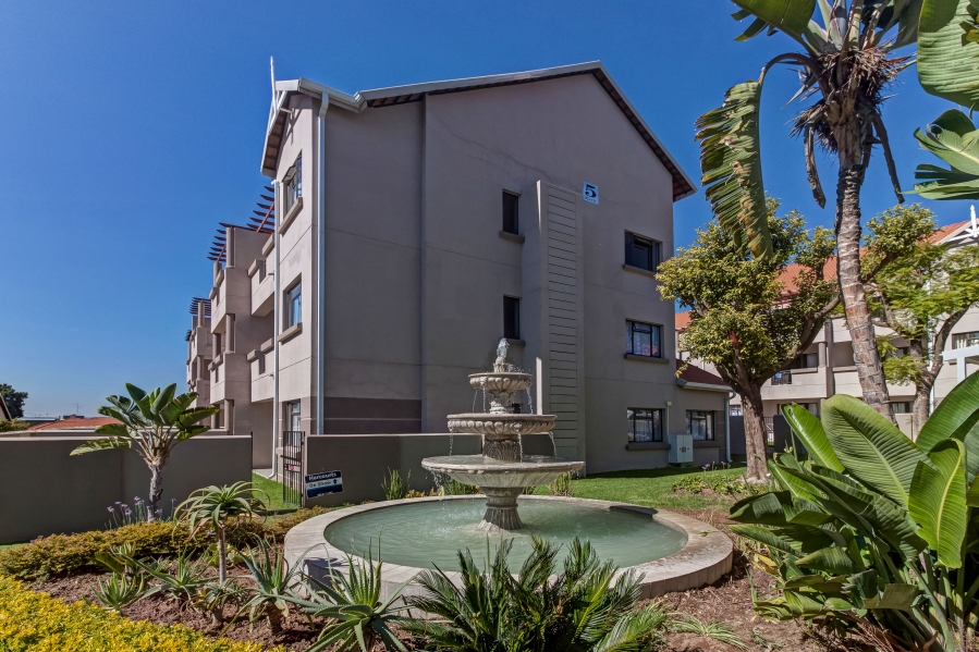 2 Bedroom Property for Sale in Broadacres Gauteng