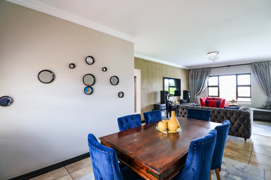 5 Bedroom Property for Sale in Thatchfield Estate Gauteng