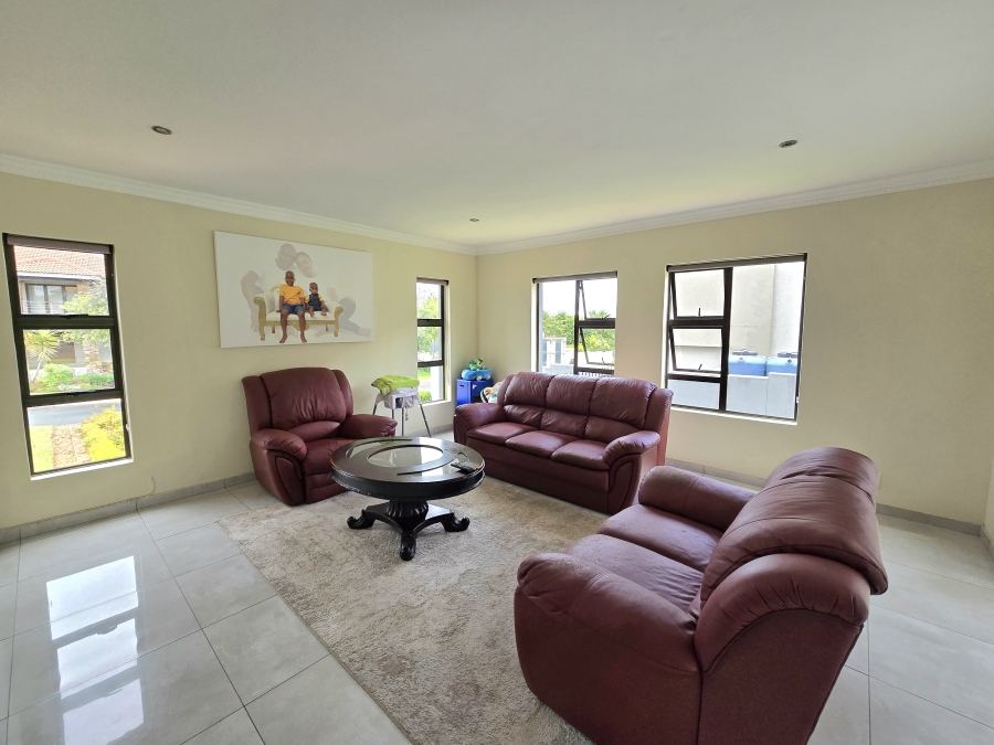 To Let 3 Bedroom Property for Rent in Pebble Rock Golf Village Gauteng