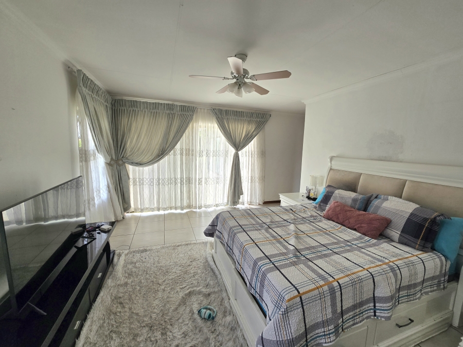 To Let 3 Bedroom Property for Rent in Pebble Rock Golf Village Gauteng