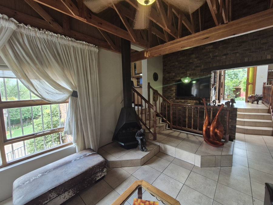 3 Bedroom Property for Sale in Mulbarton Gauteng