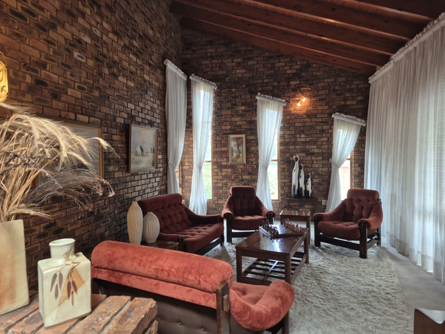 3 Bedroom Property for Sale in Mulbarton Gauteng