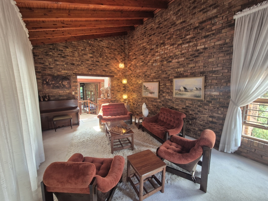 3 Bedroom Property for Sale in Mulbarton Gauteng