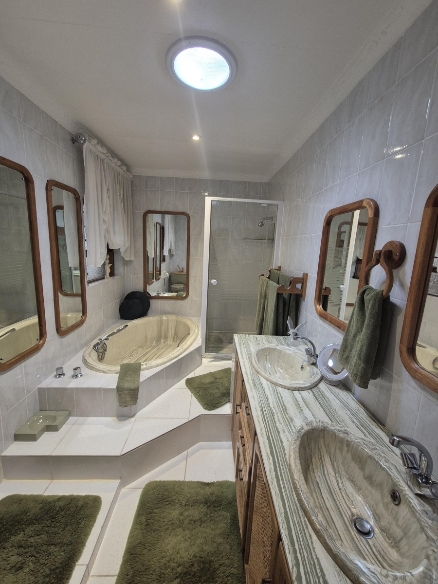 3 Bedroom Property for Sale in Mulbarton Gauteng