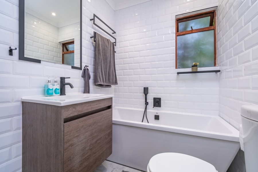 3 Bedroom Property for Sale in Lonehill Gauteng