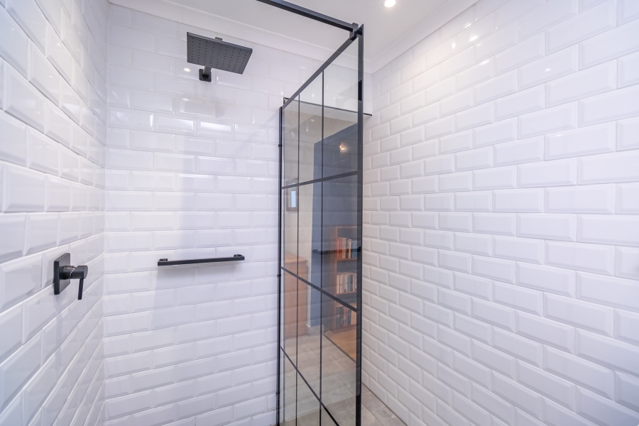 3 Bedroom Property for Sale in Lonehill Gauteng