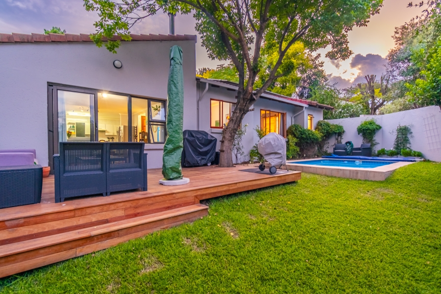 3 Bedroom Property for Sale in Lonehill Gauteng